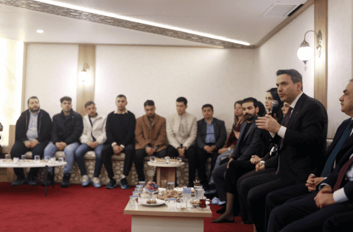 Bakan Bayraktar: Genç Nesil ile Enerjide Kendi Kendine Yeten Türkiye Hedefimize Yaklaşıyoruz