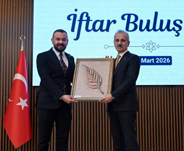 Bakan Uraloğlu: Isparta'nın Altyapısı Güçlendi, Türkiye Küresel Güvenin Merkezi Olma Yolunda