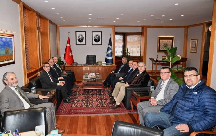 TCMB Başkan Yardımcısı Dr. Akçay’dan Anadolu Üniversitesi’ne İş Birliği Ziyareti