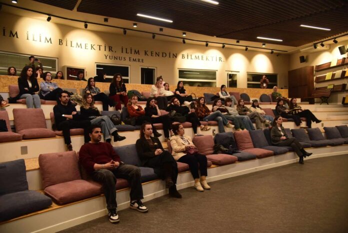 Anadolu Üniversitesi’nde Kadın Sağlığı ve HPV Aşısı Üzerine Bilgilendirici Söyleşi Gerçekleştirildi